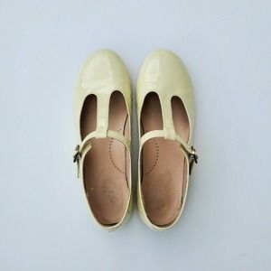 Cream Patent Leather T-Bar Maryjane Shoes